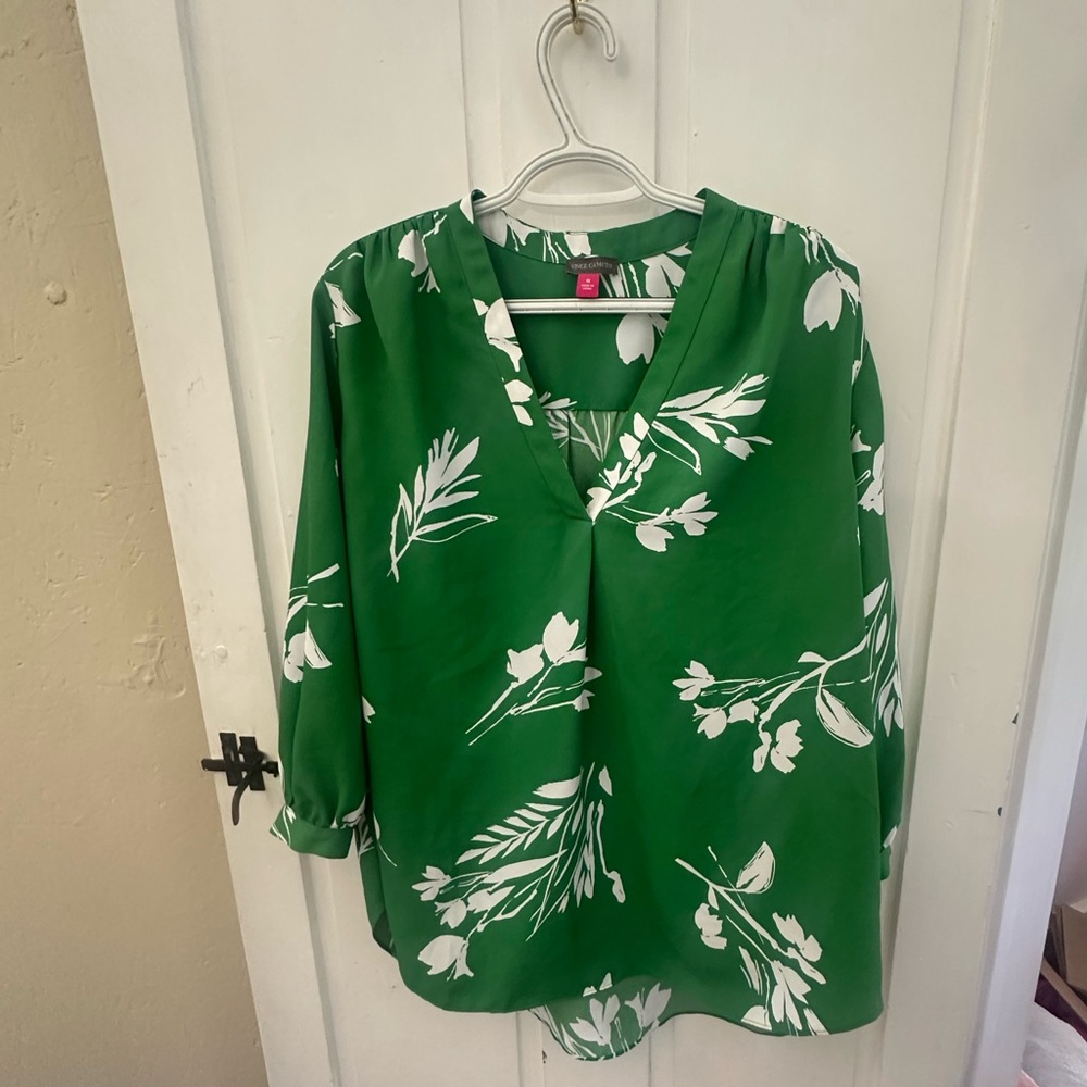 Vince Camuto Green Boxy Blouse with Mandarin Collar